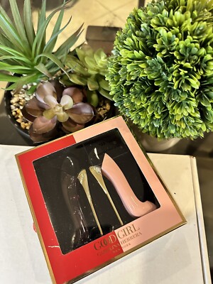 CAROLINA HERRERA Good Girl Blush & VERY Good Girl Glam Mini Gift Set 0.24oz/7mL