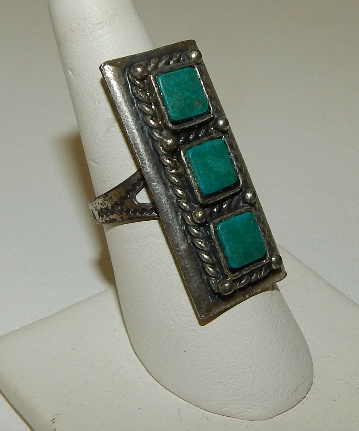 Vintage Rectangular 3-Stone Turquoise Ring - Hall… - image 1