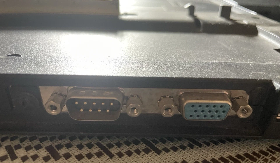 Laptop Compaq Evo N410c Pentium III 1200Mhz 256mb 30gb + Base Expansion 2003 - Bild 4 von 4