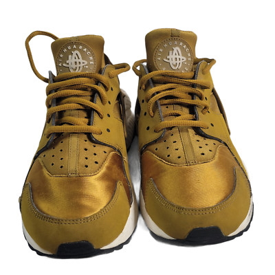 bronzine nike huarache