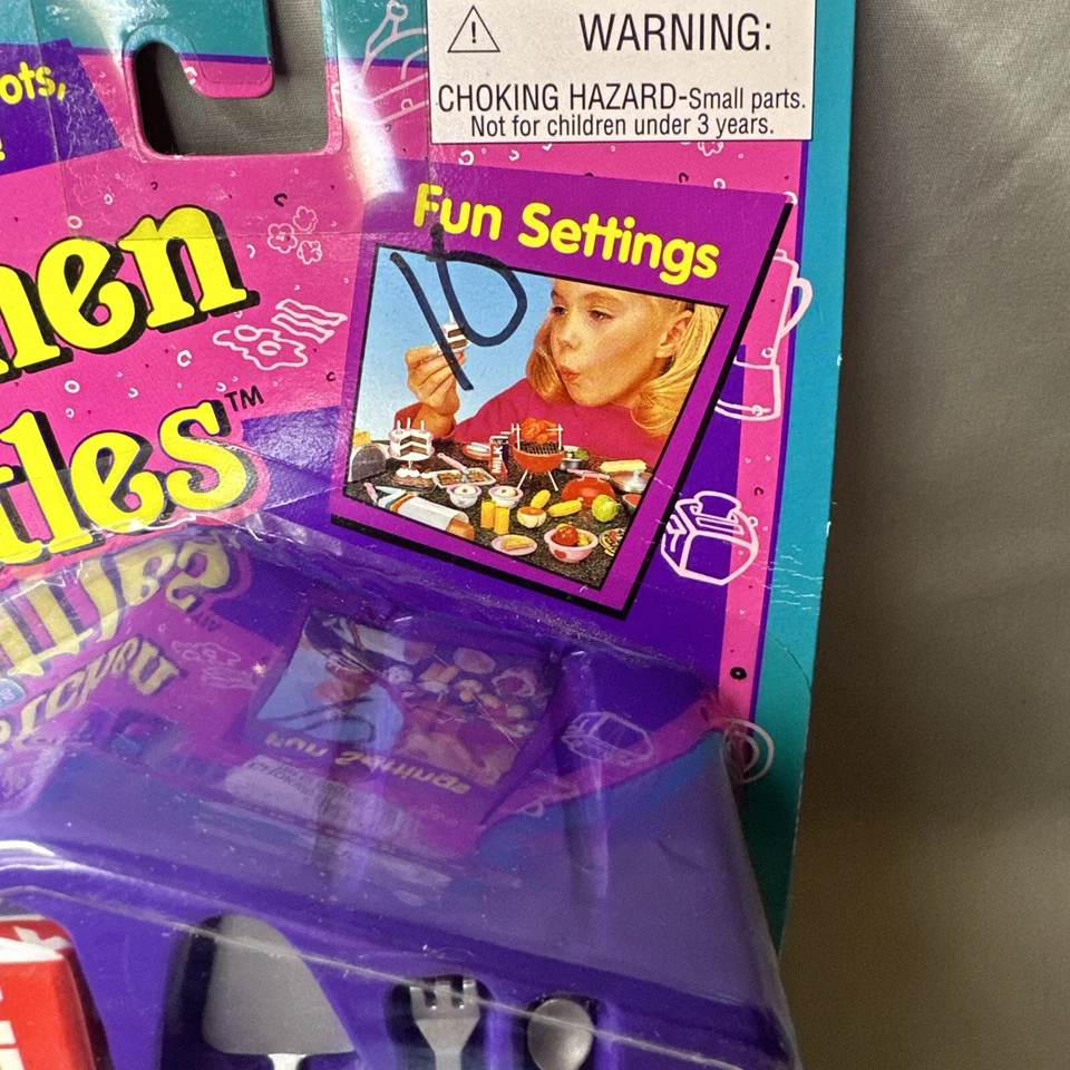 TYCO Barbie Clone Kitchen Little Birthday Party Set NIB Made For Barbie & Clones - Image 4 of 4