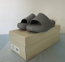 New J/Slides Gray Eva Squish Beach Slides - Women  s Size 6M Read