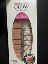 Dashing Diva Glow 32 Real Salon Gel Nail Strips Stickers- Leaf Me Hanging GWA30