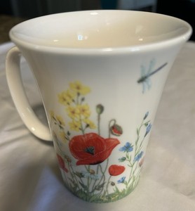 Stechcal Gracie Bone China 16 fl oz Floral Butterfly Coffee Mug Microwave Safe