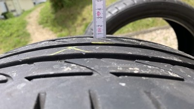 Bridgestone Potenza S001 255/35 R19 96Y
