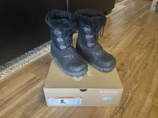 Hi-Tec Women’s Cornice 200 WP Black/Gery Insulated Winter Snow Boots Size 10