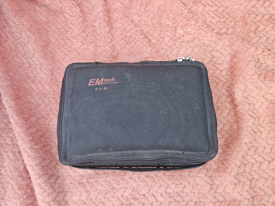 Emtech Ej-8Emtech EJ-8 The Crab Multi-Input Audio Adapter with Mic Level Output - Image 4 of 4