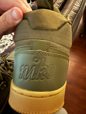 Nike Ebernon Winter Mid Top Men s Lace Up Sneakers Green/Beige AQ8754-300
