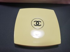 CHANEL DOUBLE MIRROR DUO, OVNI/YELLOW, NIB