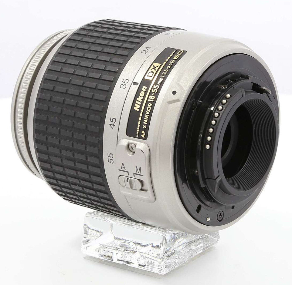 Nikon standard zoom AF-S DX ED 18-55mm F3.5-5.6 G II Lens Rare