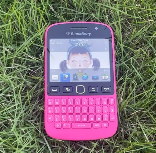 Unlocked BlackBerry 9720 3G WIFI Black/Pink 5MP Camera FM Radio GPS Cellphone - Afbeelding 5 van 20