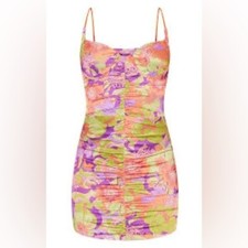 PrettyLittleThing MULTI FLORAL PRINT CUP DETAIL RUCHED LACE BACK BODYCON DRESS