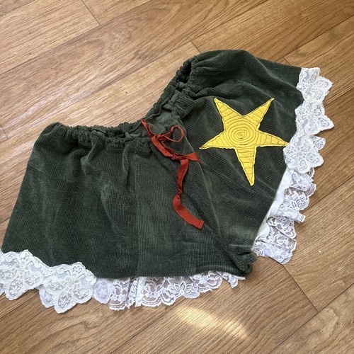 Upcycled Green Corduroy Shorts With Lace And Stars
