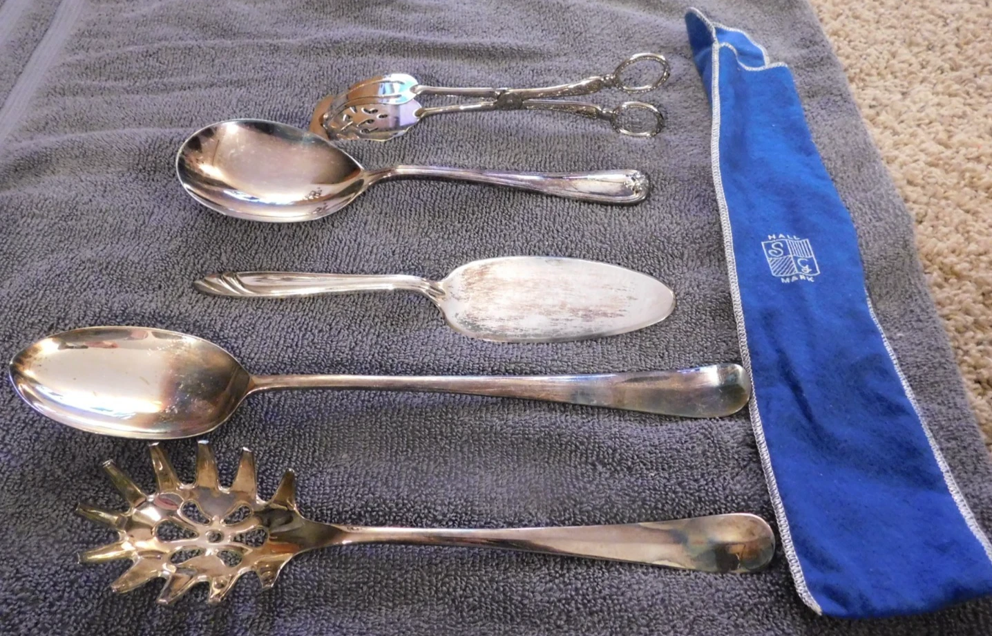 26-681 5 Gorham Heritage SG England International Silverplate Serving Utensils