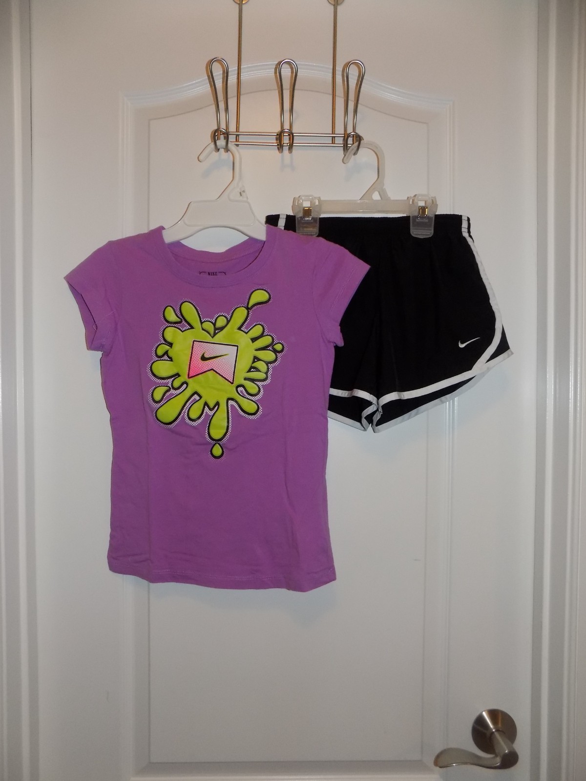 Girls Nike 8 Medium Purple Tshirt & Black  Active Shorts Outfit 2pc Set
