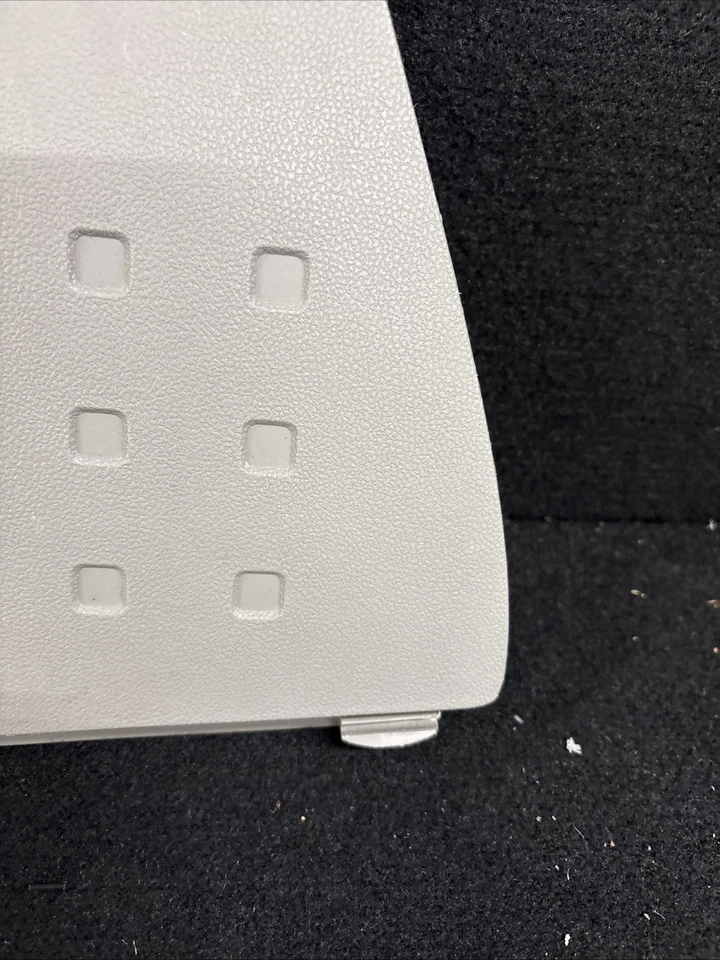 Honda Pilot 2009-2015 OEM maletero de carga lado izquierdo compartimento de almacenamiento cubierta de puerta Foto 4 de 4