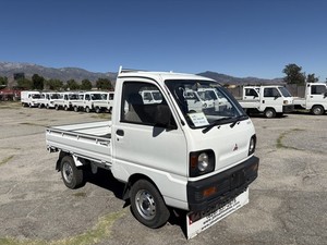 1993 Mitsubishi Minicab 4WD
