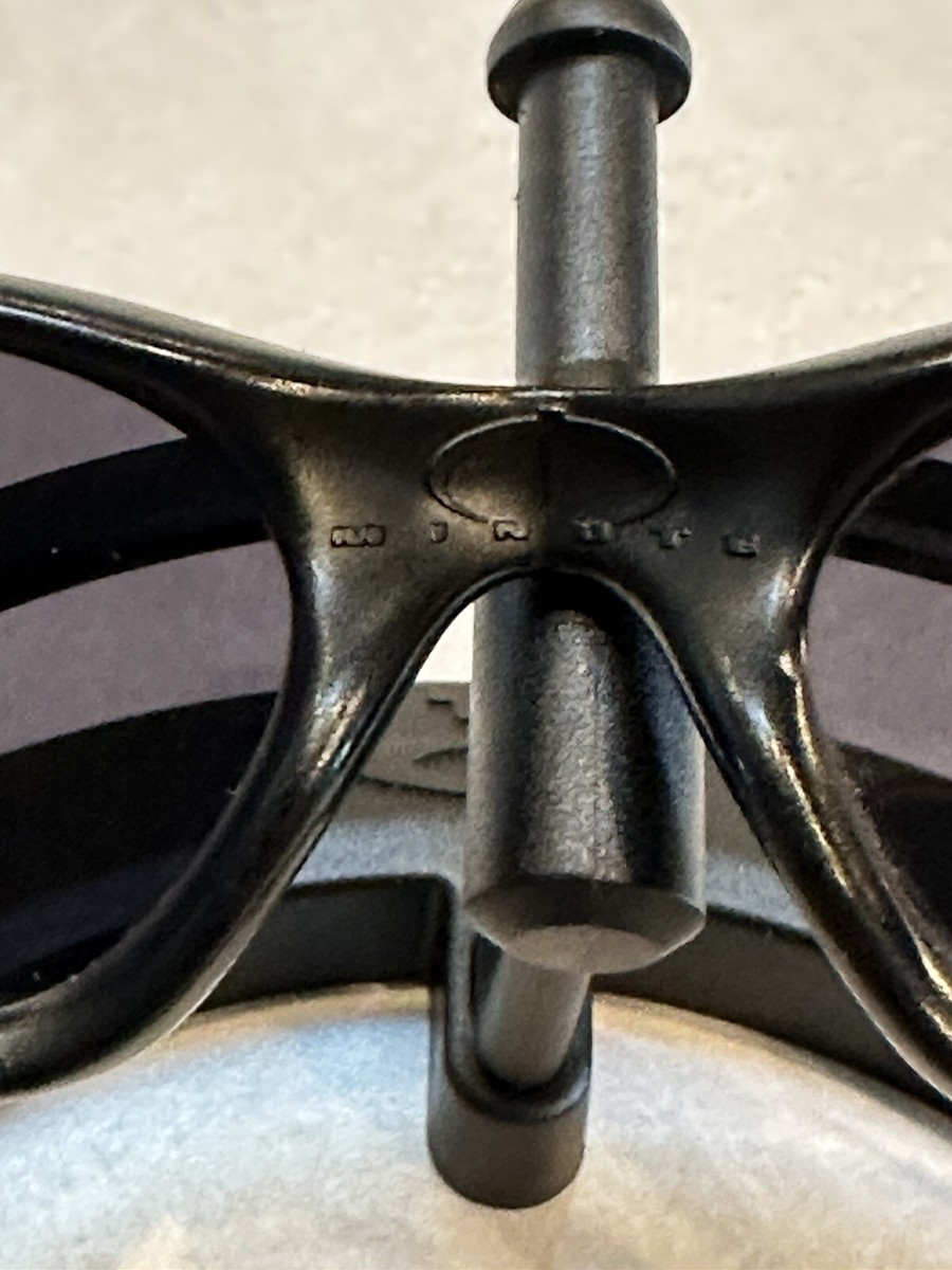 Oakley Vintage Minute 1.0 1st Gen Matte Black W/Black Oakley Vintage Minute 1.0 1st Gen Matte Black W/Black