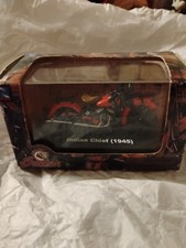 New Ray Toys Indian Chief 1945 Red Motorcycle Die Cast Replica 1:32