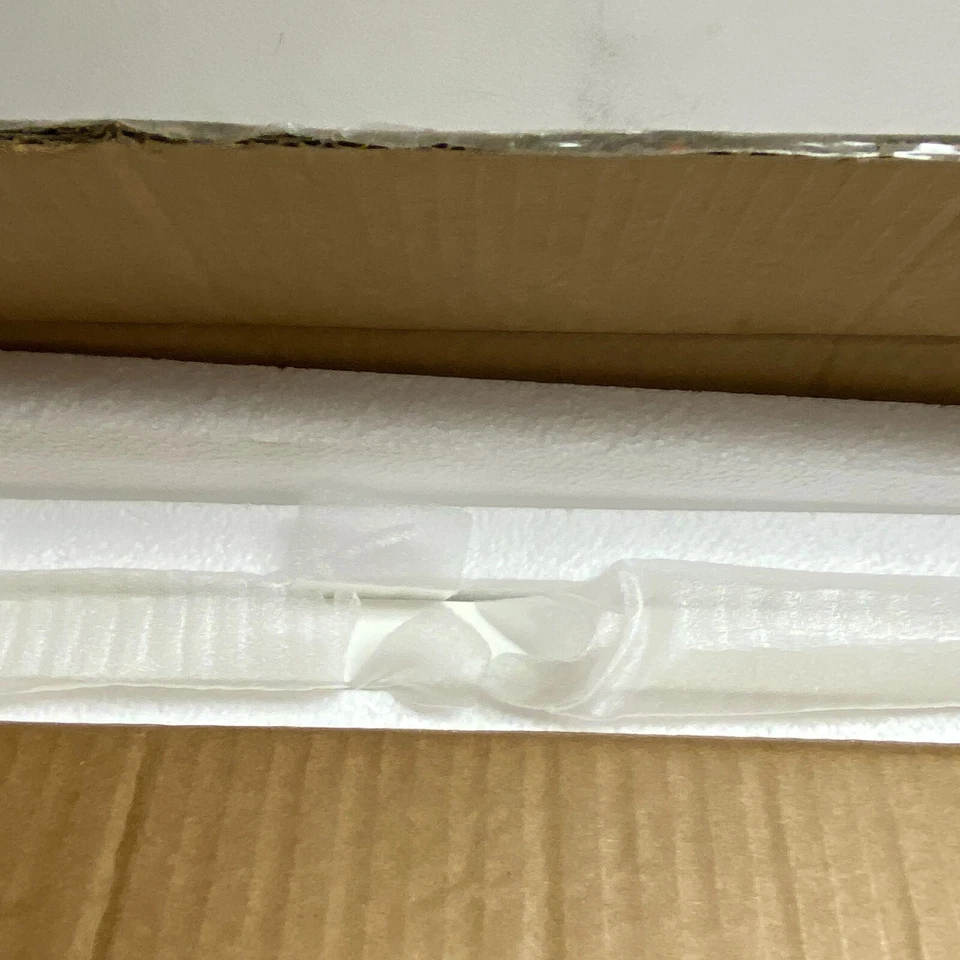 Signature Hardware 34" ESPEJO TOCADOR REINA - BLANCO SUAVE SH66234011WH Foto 4 de 4