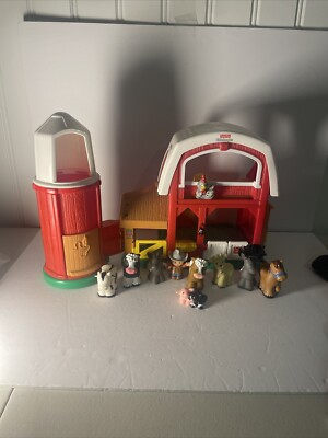 Fisher Price Little People Animal Sounds Farm Barn Working With Animals 2005