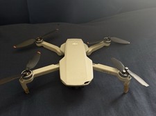DJI Mini 2 SE Drone