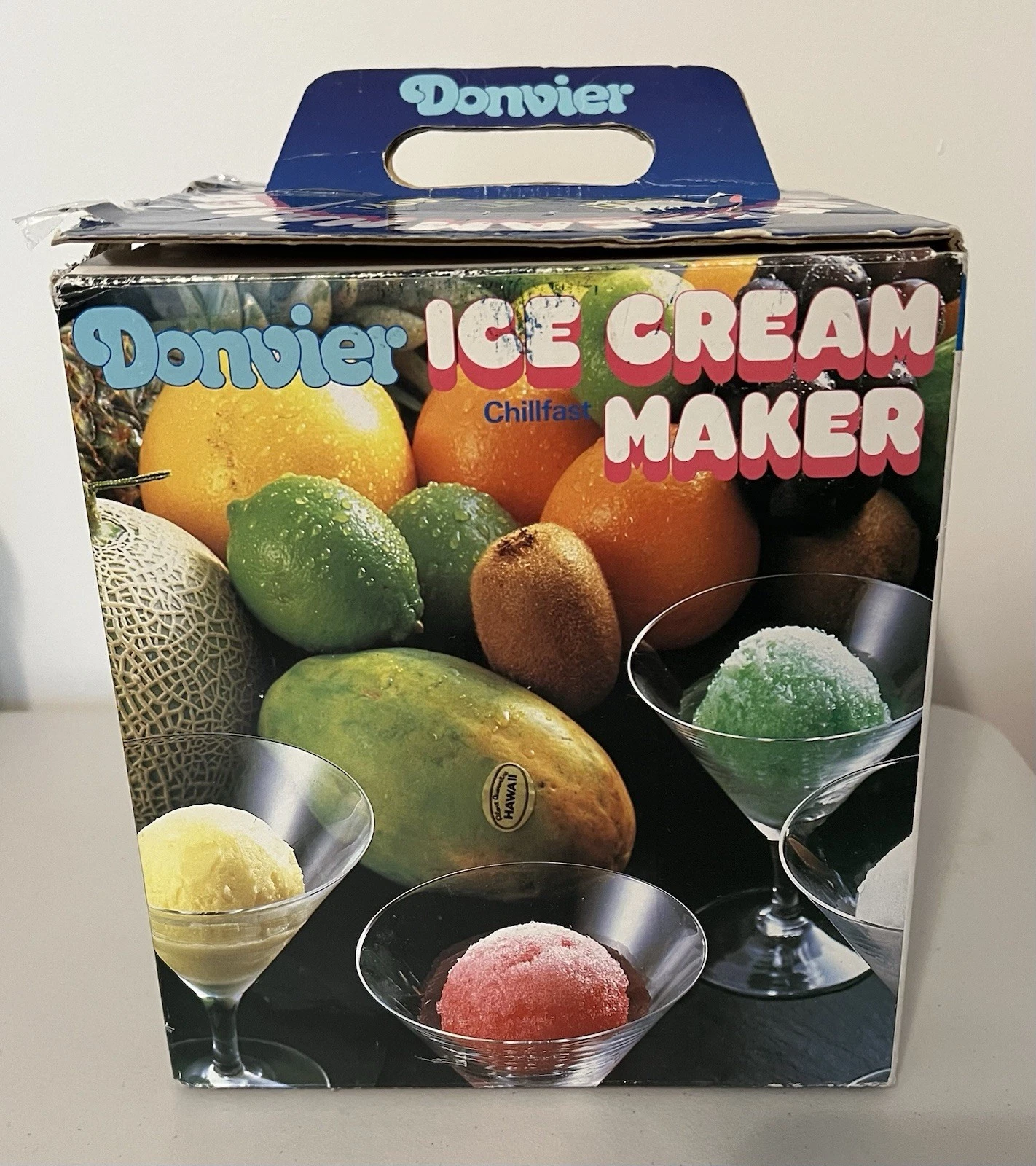 NEW - Donvier Chillfast Ice Cream Maker Vintage, 2 Pints/1 Quart PINK Rim W/Box