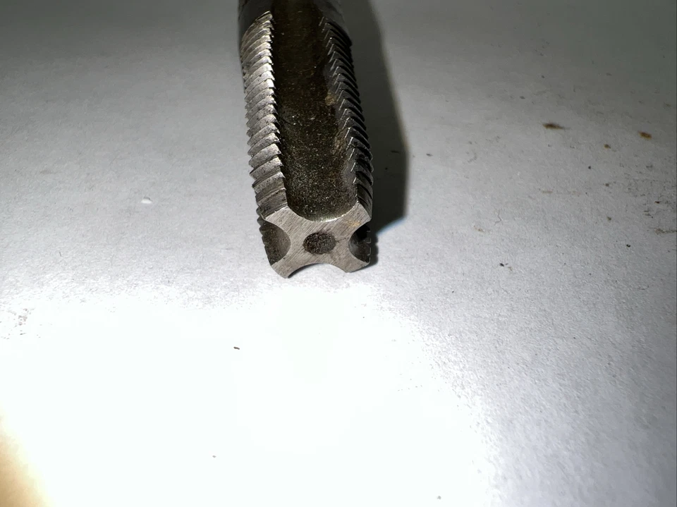 Greenfield 1/4" Pipe Tap NPT  18 Thread Cutting Tool - Image 3 of 3