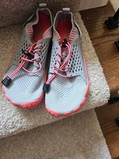 Womens NORTIV 8 Water Shoes Sz 6.5 adjustable laces