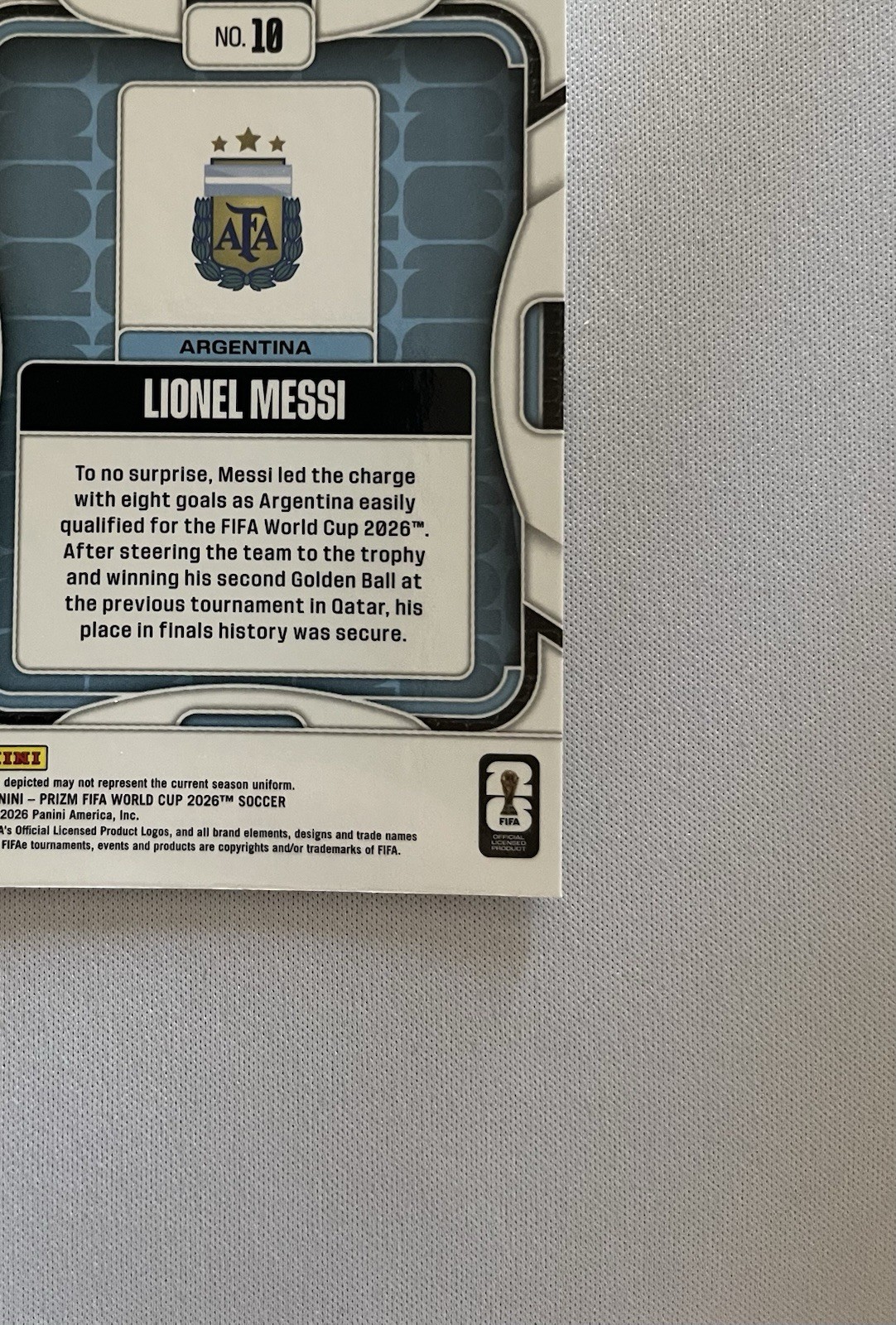 Panini Prizm 2022 World Cup Qatar Lionel Messi #10 Argentina Base Set view 7