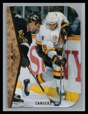 1994-95 SP Hockey #122 Trevor Linden Die Cut Parallel Vancouver Canucks