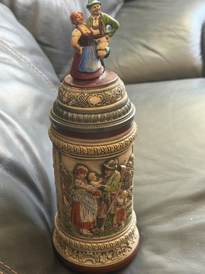 VINTAGE GERZ HANDARBEIT CERAMIC W. GERMANY STEIN Cupids  W COUPLE ON LID 70s 