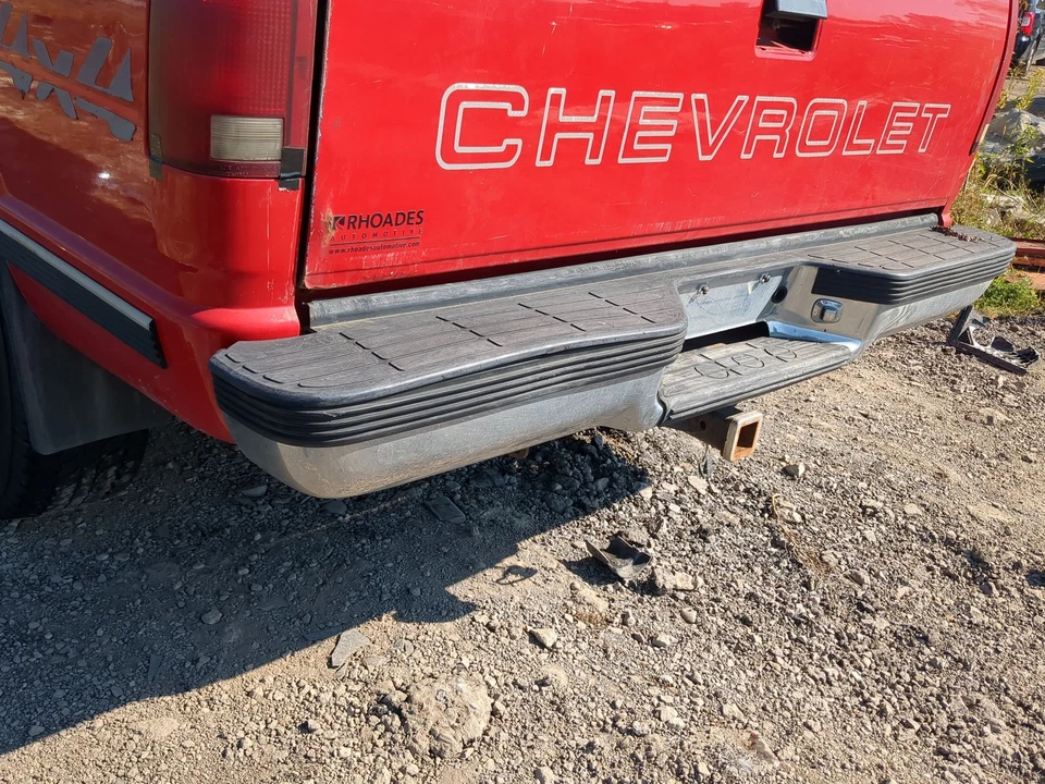 Chevrolet K1500 Rear Bumper Assembly Oem H67ZY Foto 2 de 3