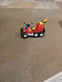 LEGO CITY: Lot of Vintage Firemen + Truck + Police Officer 