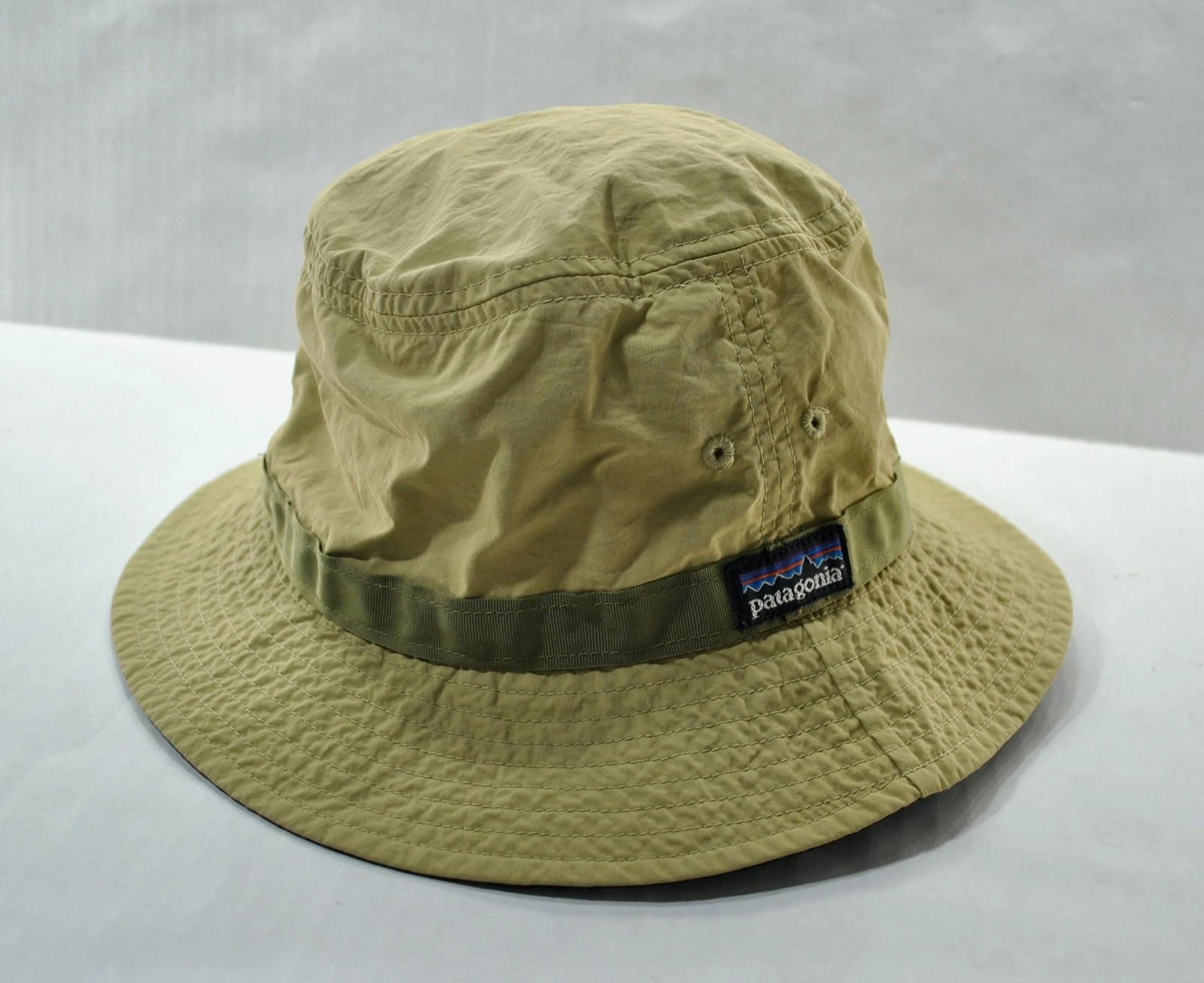 Patagonia Outdoors Green Tan 90s Bucket Beach Water Sun Hat Cap