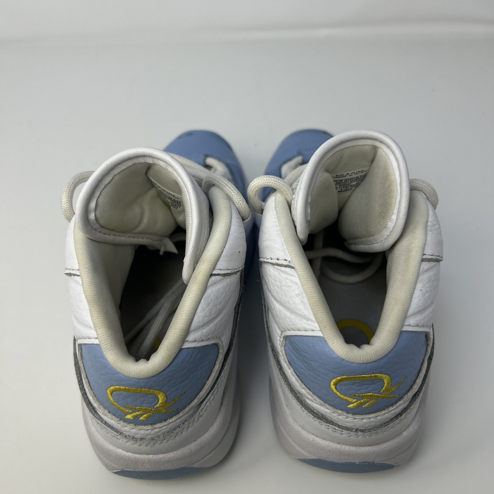 Reebok Question Mid ‘Denver Nuggets’ Basketball Sneakers Youth Size 1 Wht/Blue thumbnail 5