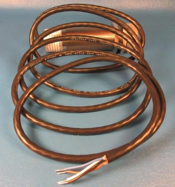 RPS-426A-80 Analog Ultrasonic Sensor 8"-80" Range 0-10 VDC - Image 2 of 3