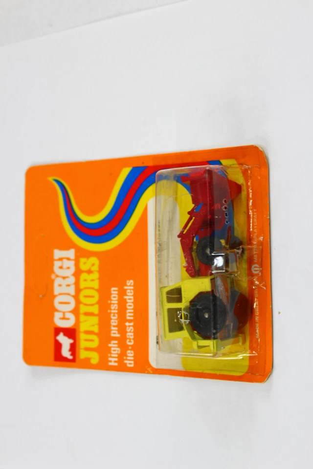 1973 Corgi Juniors #43 Tractor with Angledozer Yellow Red United Kingdom NEW NOS - Image 2 of 4