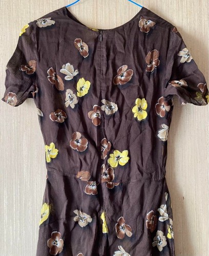 Prada Floral Dress Size 42 (M) Silk 100% Pansy Skirt Blouse Dark Brown W/Pansy - Picture 2 of 5
