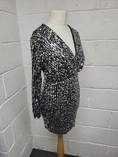Boohoo Silver Sequin Vneck Short Party Dress. Long Sleeve. Size 8. PW
