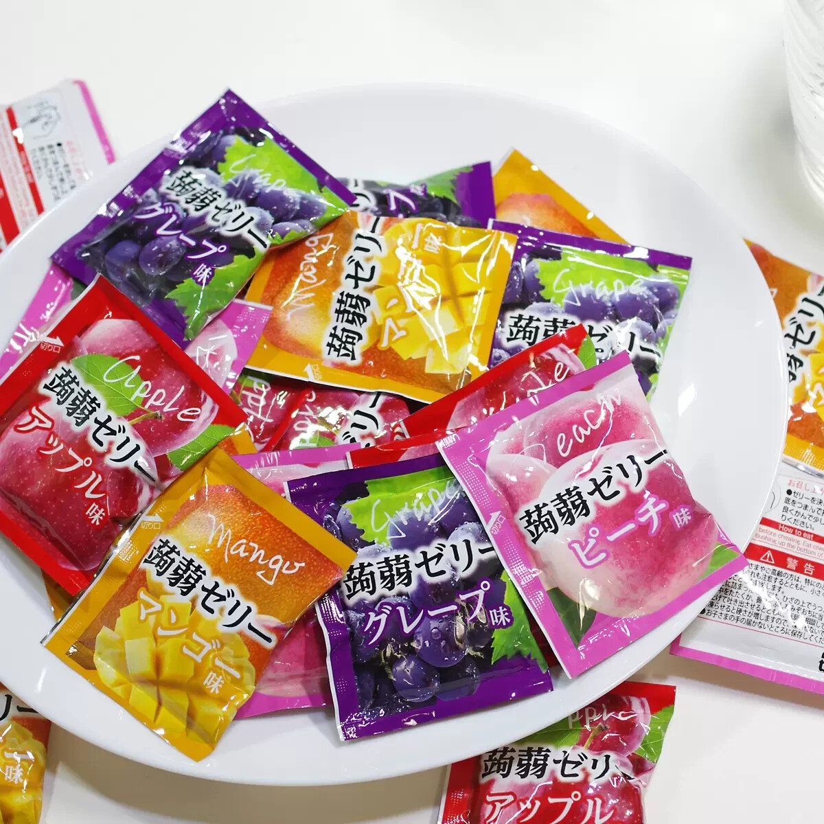 Made in Japan 4 types of fruit konjac jelly 80 pieces