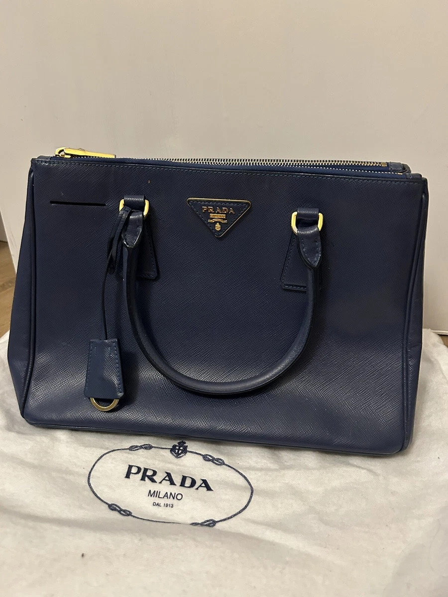 Medium Prada Galleria Saffiano leather bag