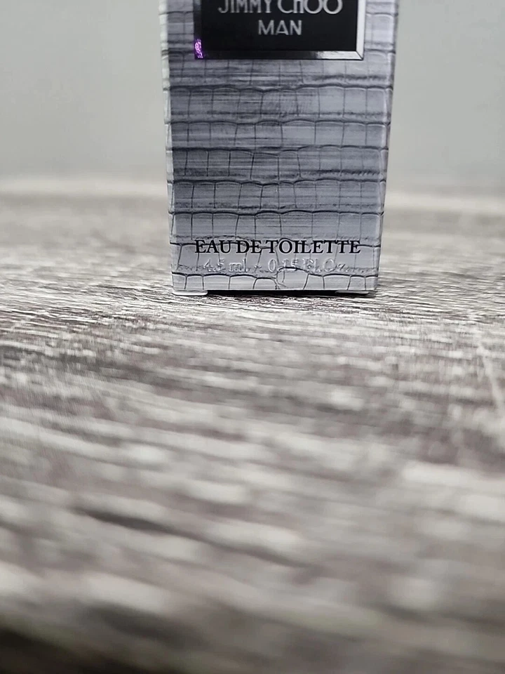 JIMMY CHOO MAN EAU DE TOILETTE MINI BOTELLA DE VIAJE SPLASH 0,15 FL OZ / 4,5 ML NUEVO Foto 3 de 4