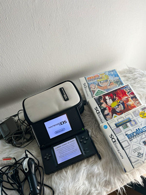 Nintendo DS Lite Schwarz Konsole mit Tasche, Ladegerät, Stylus & Spielen