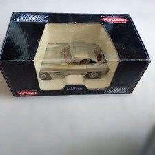 Kyosho 1/18 Mercedes-Benz 300SL Diecast Car Collectible Used