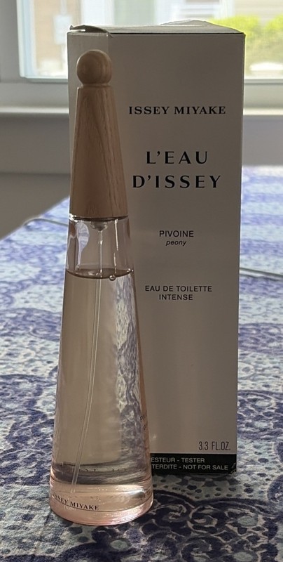 L'eau D'issey Pivoine Issey Miyake EDT Perfume  Intense 3.3 oz New Tester Box
