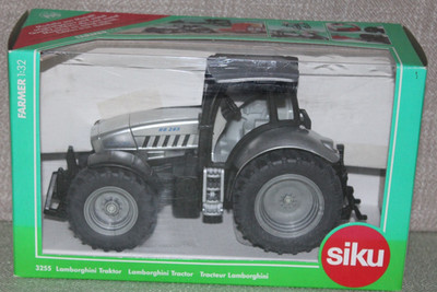 SIKU Farmer Serie 3255 1:32 Lamborghini R8.265 OVP Sammlung