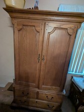 8 Piece Bedroom Set. Thomasville American Oak. Well Made In North Carolina