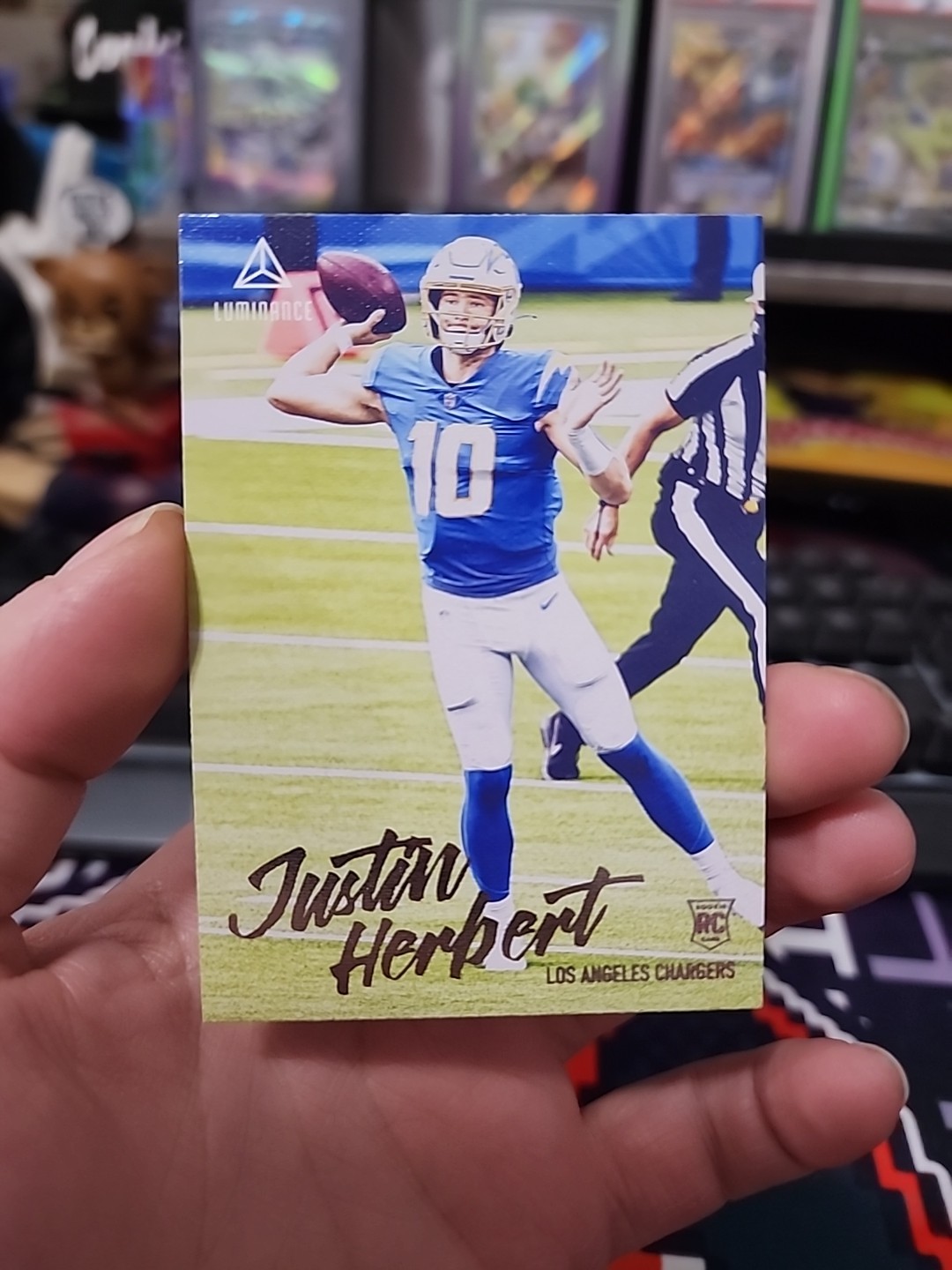 2020 Panini Chronicles Justin Herbert Luminance Update Rookies RC #203 Chargers