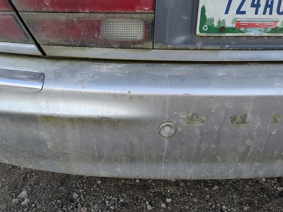 2001-2005 Buick Park Avenue Rear Bumper Assembly Oem GJOKY Foto 3 de 4